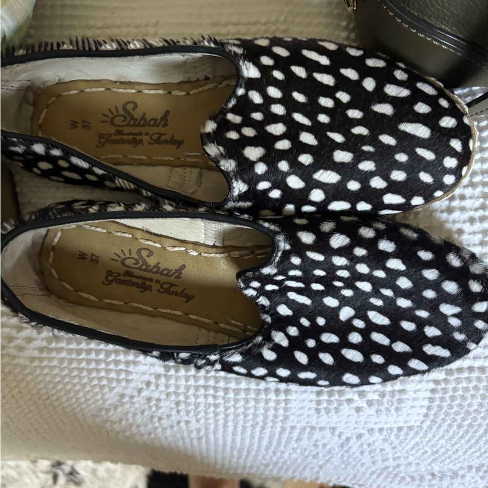 Sabah Polka Dot Black and White Flats